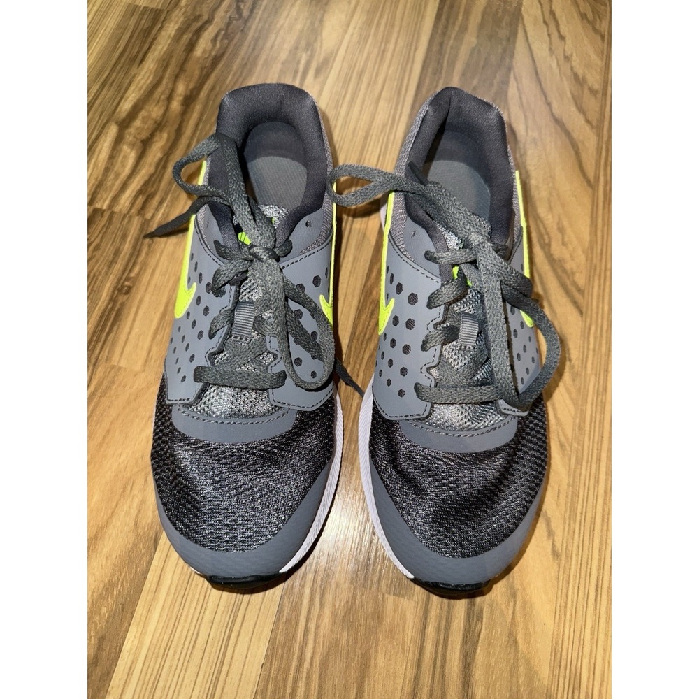 Nike NEW Boys Sz 3Y 3 Downshifter 7 869969-002 Gray‎ Running Shoes Sneakers